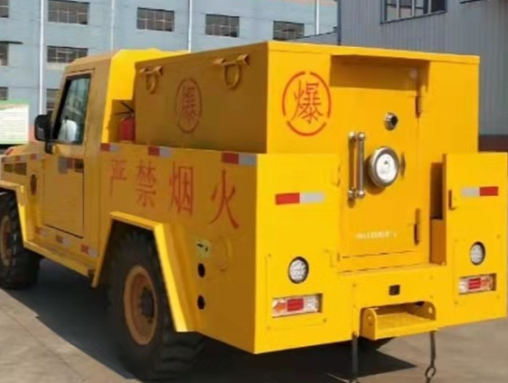 南开凯龙爆破器材运输车：保障爆破任务的安全运行