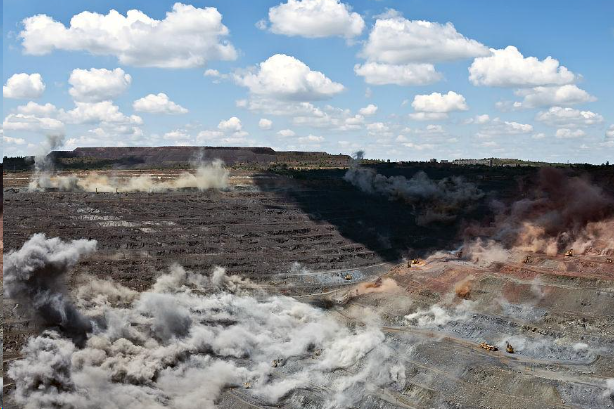 南开矿山作业中常用的爆破设备有哪些?